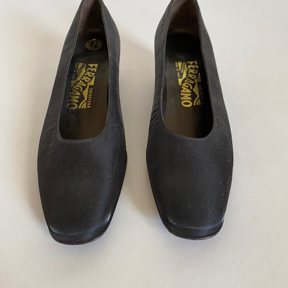 Ferragamo Women's Shoes (Pumps)